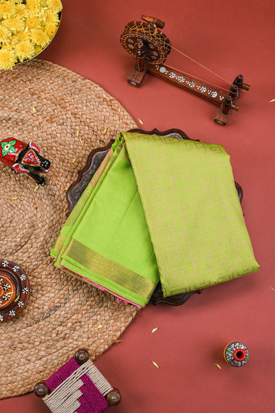 Parrot Green Kanchipuram Silk Saree