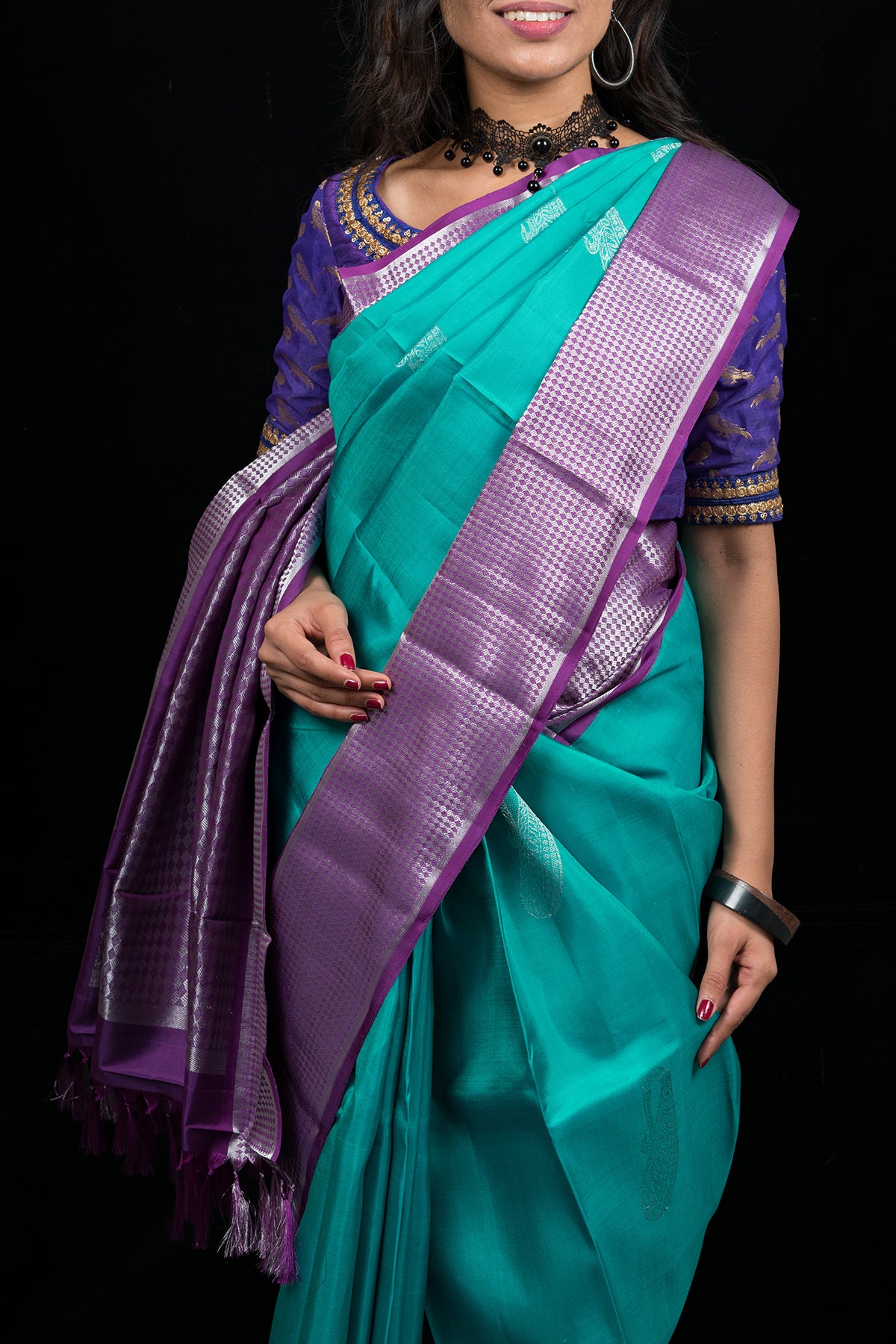 ANNAPURNA , PURE KANCHI HANDLOOM PATTU SILK SAREE WITH BEAUTIFUL MOTIF –  www.soosi.co.in